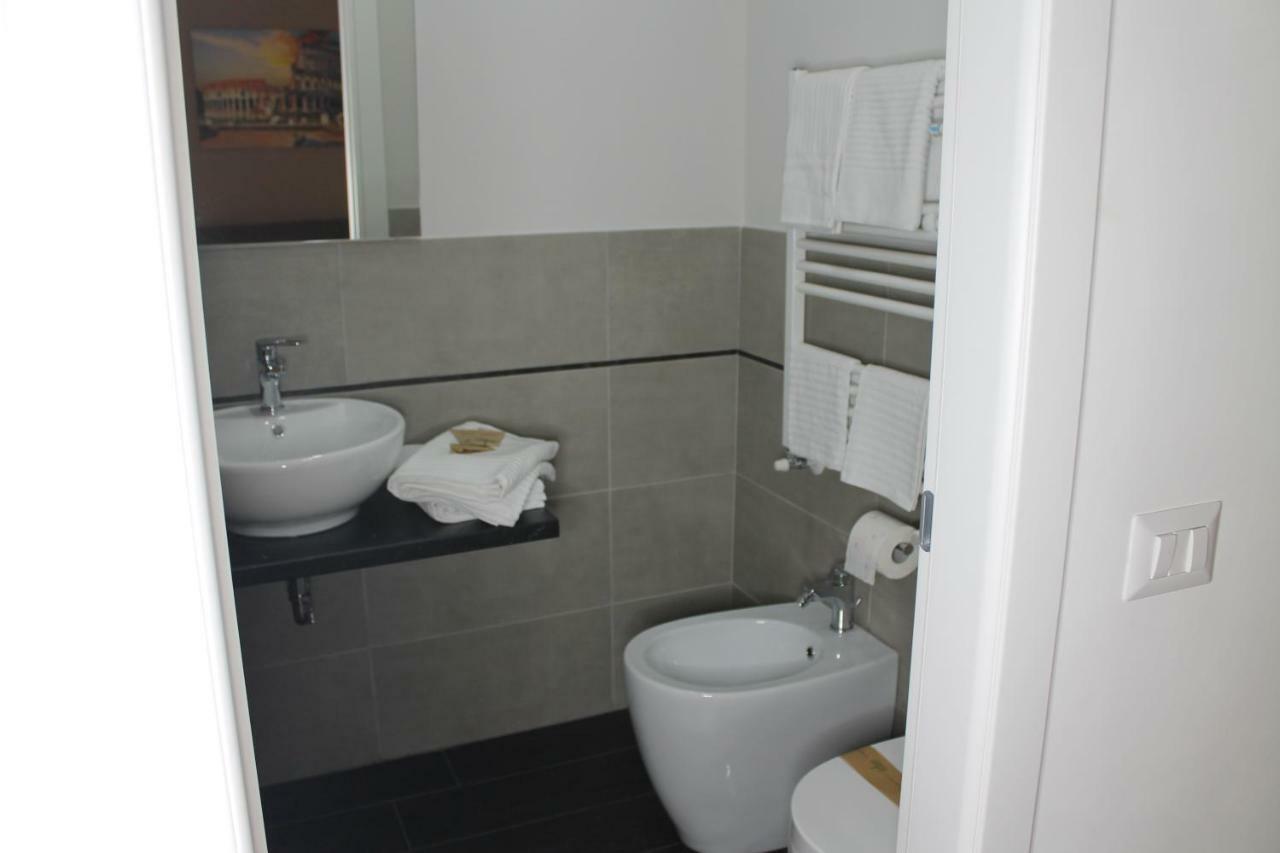 Roma Suite Piramide Εξωτερικό φωτογραφία